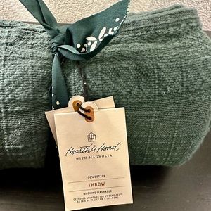 Hearth and Hand with Magnolia cotton throw.